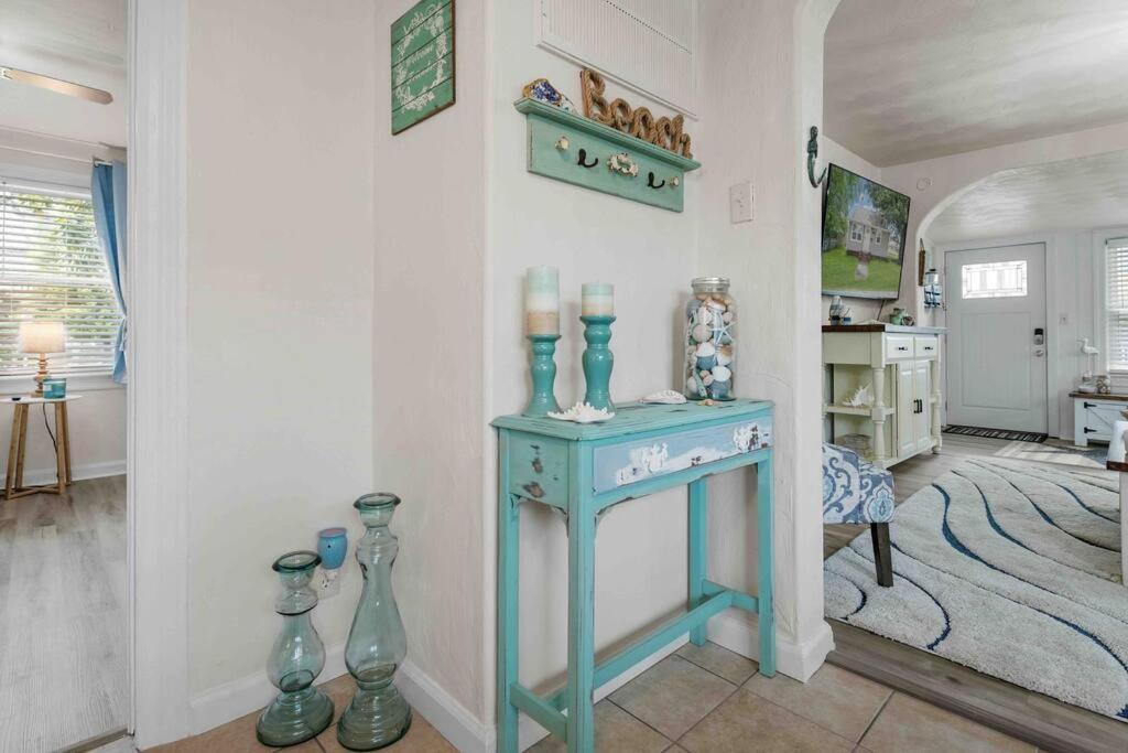 Beach Bungalow - 1 Block To Beach - Pets Welcome! Norfolk Exterior foto